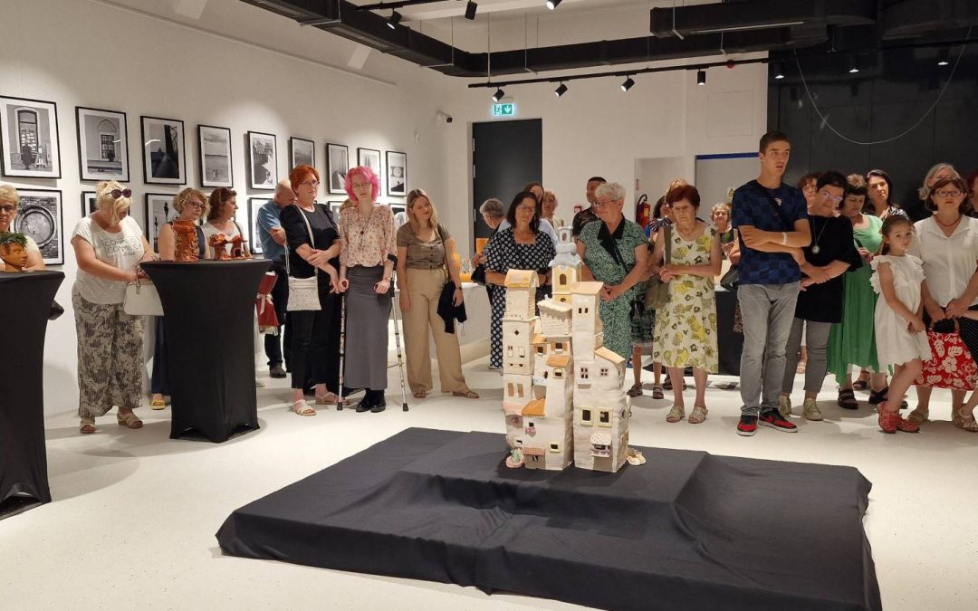 Izložba radova s FLIK-a u Gradskoj Munjari Petrinja